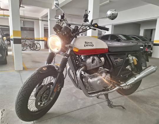 ROYAL ENFIELD INTERCEPTOR 